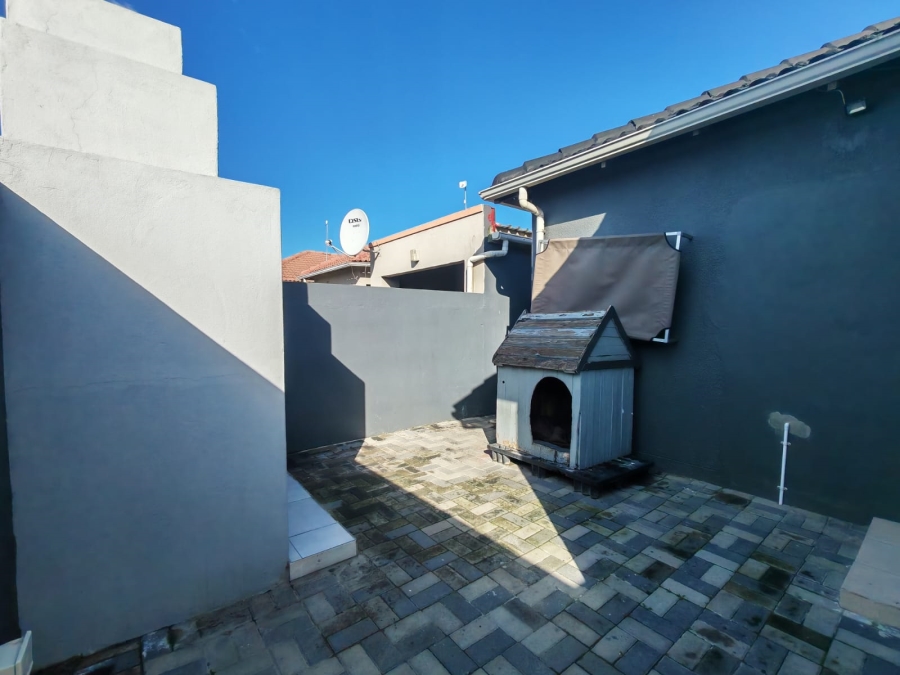 4 Bedroom Property for Sale in Delft Western Cape